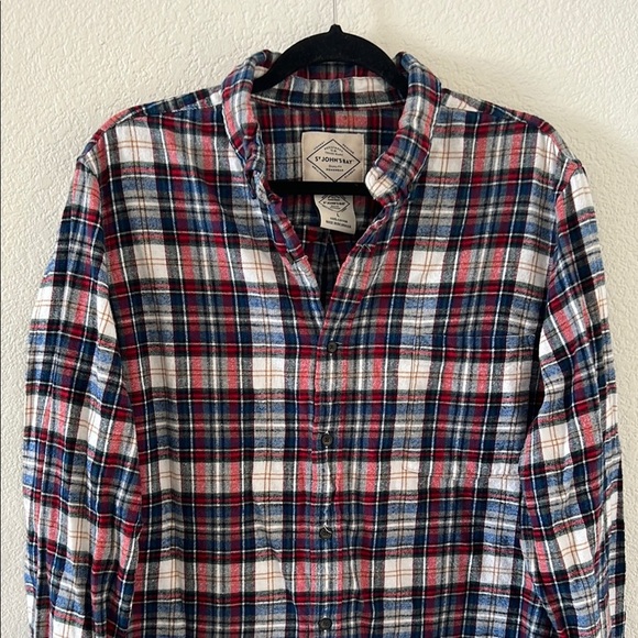 ST JOHN'S BAY Men's Plaid Shirt - Red, Blue, White - Picture 2 of 14